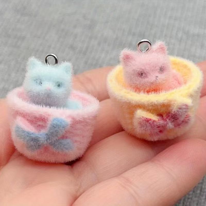Resin Art Earrings - 4 buah liontin kucing resin 3D,